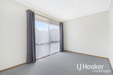 Property photo of 17 Katherine Court Hampton Park VIC 3976