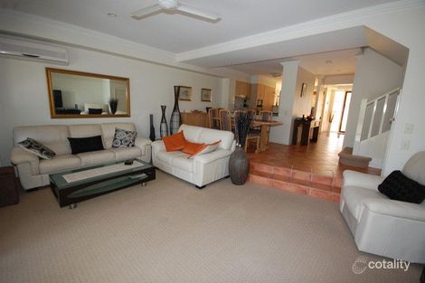 28/2 Bronberg Ct, Southport, QLD 4215