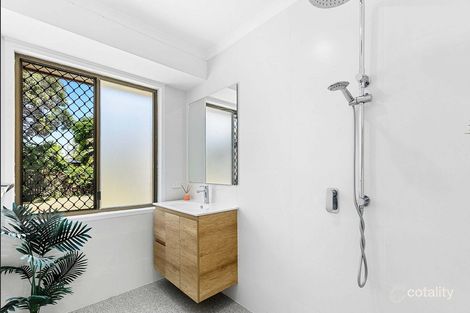 Property photo of 25 Galatea Street Point Vernon QLD 4655