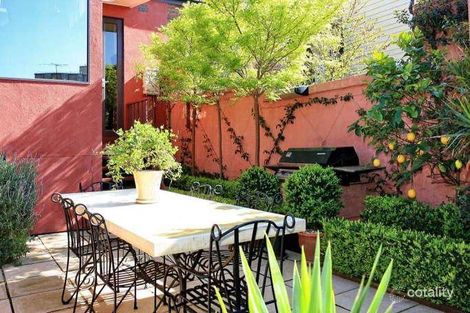 Property photo of 52 Shields Street Flemington VIC 3031