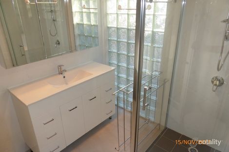 Property photo of 811 Wynnum Road Cannon Hill QLD 4170
