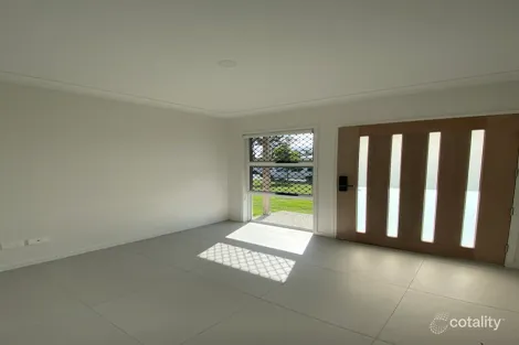 Property photo of 93 Edinburgh Crescent Gleneagle QLD 4285