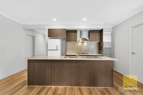 Property photo of 61 Pilatus Crescent Point Cook VIC 3030