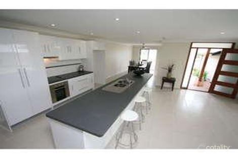 Property photo of 3 Suncrest Court Southside QLD 4570