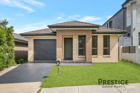 31 Flight Cct, Middleton Grange, NSW 2171