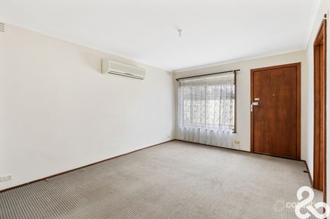 Property photo of 2/13 Dumbarton Street Reservoir VIC 3073