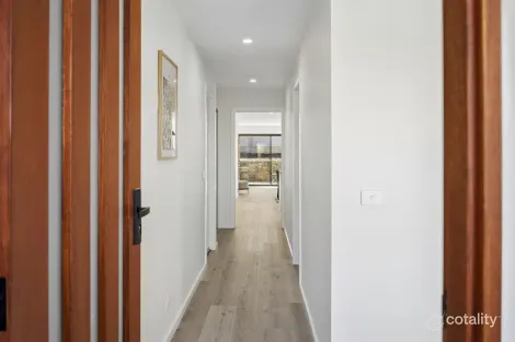 Property photo of 13 Yarrah Drive Yass NSW 2582