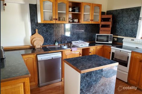 Property photo of 19 Elizabeth Street Inglewood QLD 4387