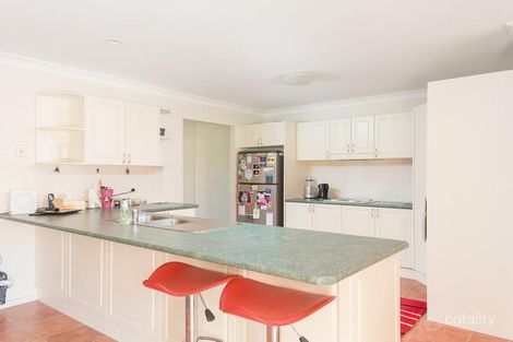 Property photo of 27 Ivy Crescent Old Bar NSW 2430