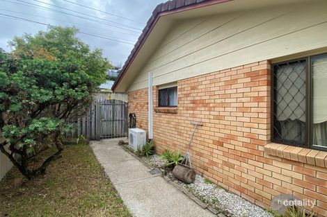 Property photo of 2/46 Broad Street Labrador QLD 4215