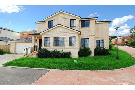 Property photo of 2 Regiment Grove Winston Hills NSW 2153