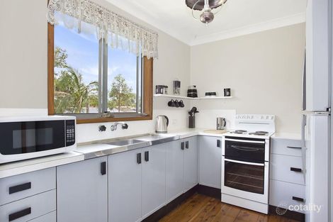 Property photo of 21 Jean Avenue Berkeley Vale NSW 2261