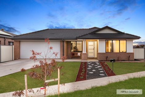 Property photo of 24 Overland Drive Kilmore VIC 3764