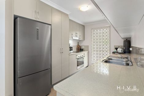 Property photo of 76 Jeff Snell Crescent Dunlop ACT 2615