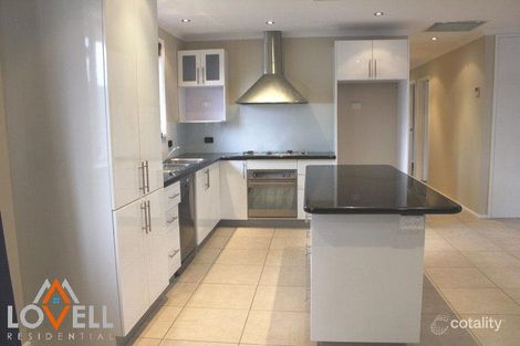 Property photo of 30 Wheeler Crescent Wanniassa ACT 2903