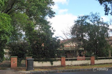 Property photo of 1 Yendon Road Carnegie VIC 3163