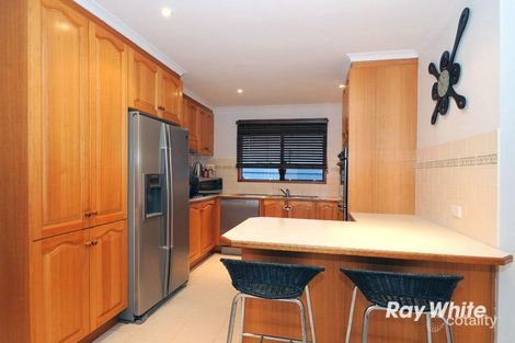 Property photo of 1 Waverley Park Drive Cranbourne North VIC 3977