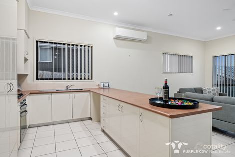 Property photo of 271 Lakeside Avenue Springfield Lakes QLD 4300