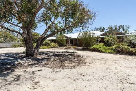 Property photo of 60 Follington Place Banjup WA 6164