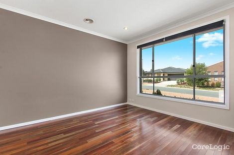 Property photo of 1 Dinah Street Bonner ACT 2914