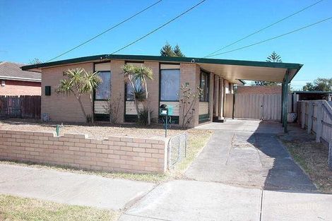 Property photo of 33 Crossley Crescent Coolaroo VIC 3048