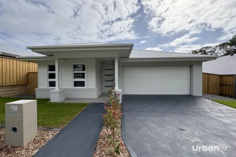 Property photo of 27 Ellipse Circuit Chisholm NSW 2322