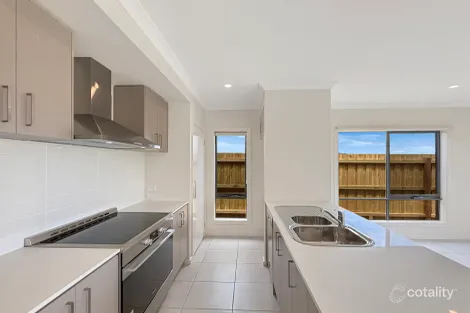 Property photo of 5 Flava Road Wallan VIC 3756