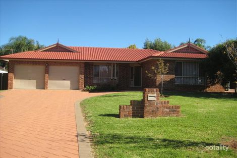 Property photo of 12 Christie Close Dubbo NSW 2830