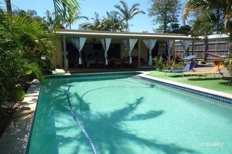 10 Berrigan St, Southport, QLD 4215