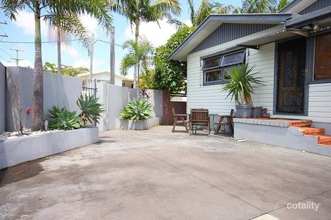 Property photo of 20 Edward Street Boyne Island QLD 4680
