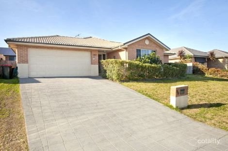 56 Birch Gr, Aberglasslyn, NSW 2320