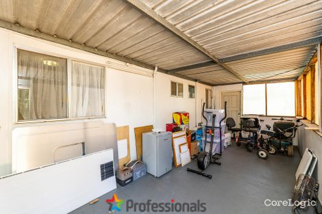 Property photo of 54 Linley Road Wannanup WA 6210