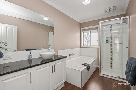 Property photo of 16 Harvey Street West Bendigo VIC 3550