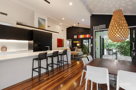 Property photo of 9 Flagship Court Castaways Beach QLD 4567