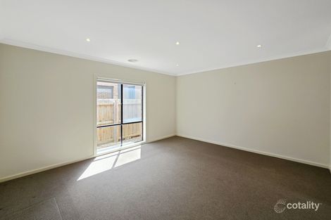 Property photo of 48 Noosa Circuit Armstrong Creek VIC 3217