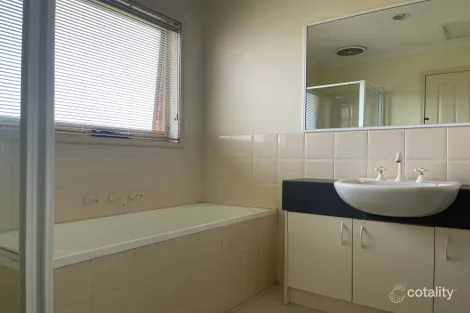 Property photo of 19/215 Betula Avenue Mill Park VIC 3082