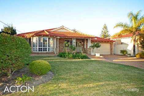 Property photo of 27 Lanchester Way Stirling WA 6021