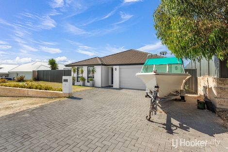 Property photo of 4 Sadler Circuit Australind WA 6233