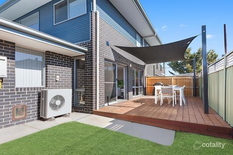 2/18 Richard Ave, Crestwood, NSW 2620