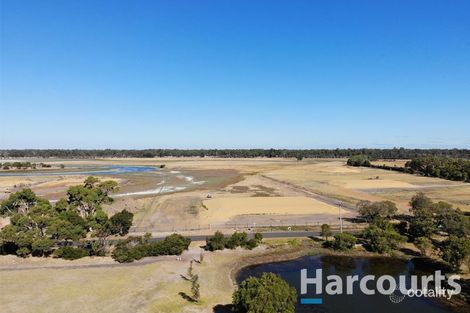 18 Forrest Beach Rd, Wonnerup, WA 6280