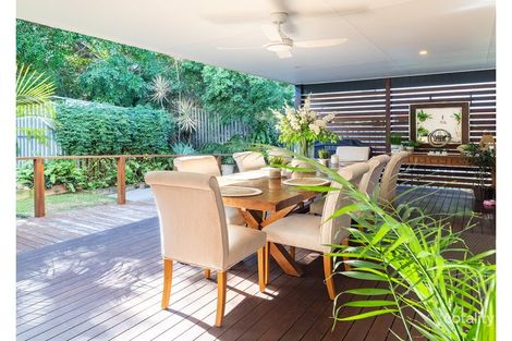 2/15 Waterfront Dr, Agnes Water, QLD 4677