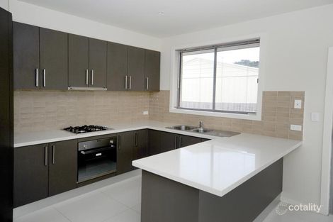 Property photo of 2/31 Bayside Avenue St Leonards VIC 3223