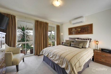 Property photo of 19 Michellan Court Donvale VIC 3111