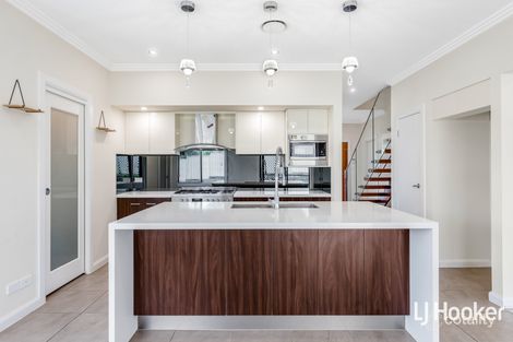 Property photo of 102 Westminster Street Tallawong NSW 2762