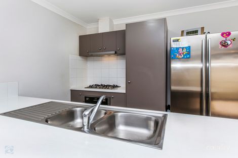 Property photo of 9/25 Peppermint Gardens Aubin Grove WA 6164