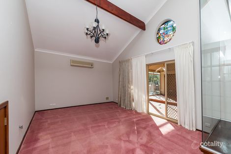 Property photo of 21 Gairdner Drive Kardinya WA 6163