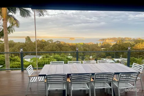 Property photo of 5 Calga Crescent Catalina NSW 2536
