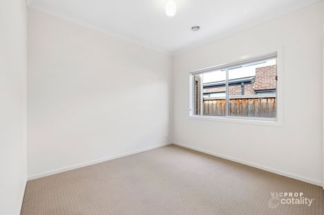 Property photo of 50 Ormiston Crescent Werribee VIC 3030