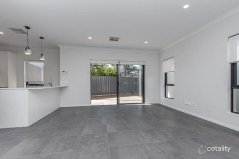 Property photo of 18 Halgania Way Duncraig WA 6023