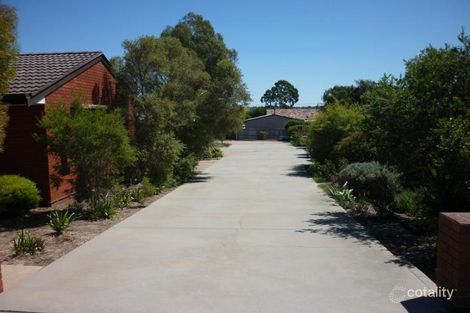 2/115 Bobs St, White Hills, VIC 3550